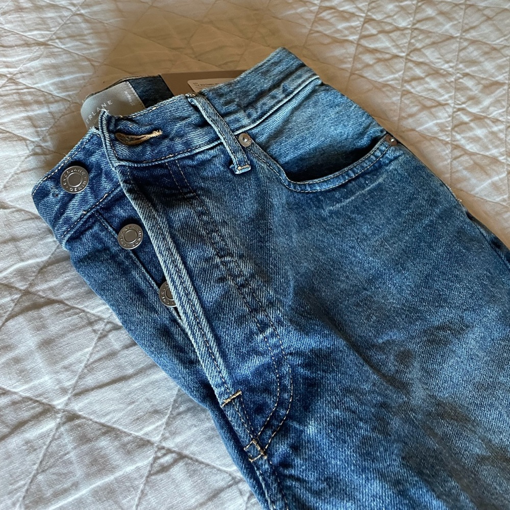 Everlane 90’s Cheeky Jean. New with Tags